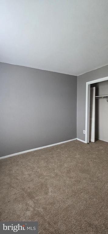 Building Photo - 5307 Valiquet Ave