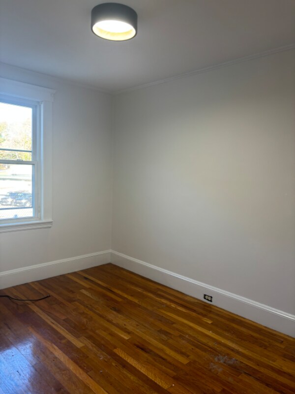 Foto del edificio - 1308 Pleasant St
