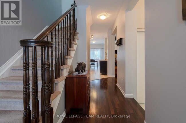 Photo du bâtiment - 819 Tabaret St