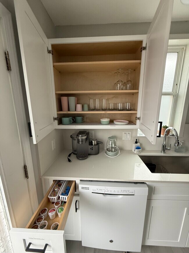 Foto del edificio - 2819 S Pine St