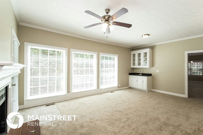 Foto del edificio - 1177 Justin Ln