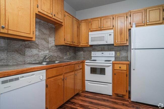Building Photo - 720 Fieldstone Ln