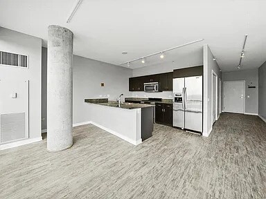 Foto del edificio - 860 W Blackhawk St