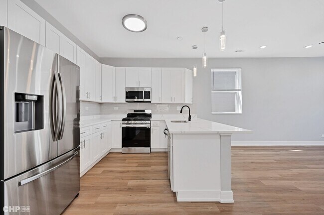 Foto del edificio - 4157 S Prairie Ave