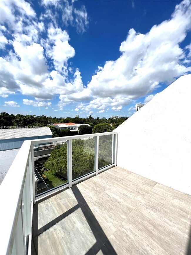 Foto del edificio - 1650 Brickell Ave