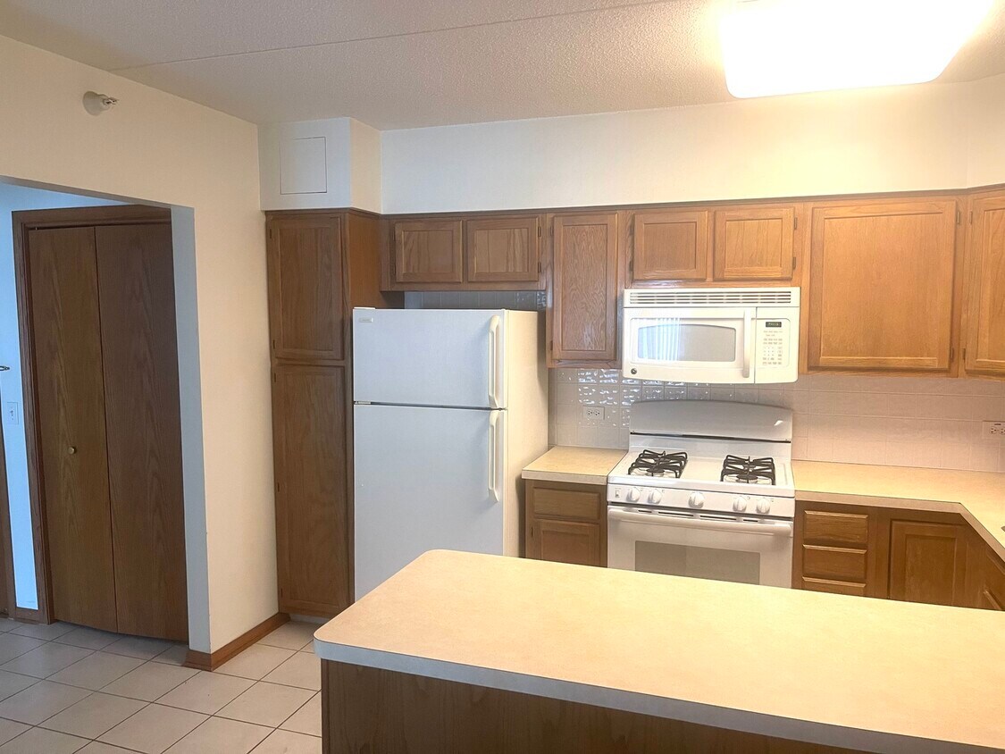 Foto del edificio - 5005 Warren St