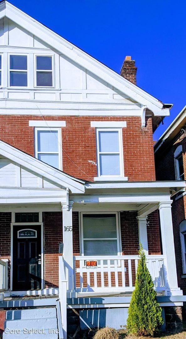 Building Photo - 163-165 N 18th St