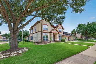 Building Photo - 5303 Fenwick Way Ct