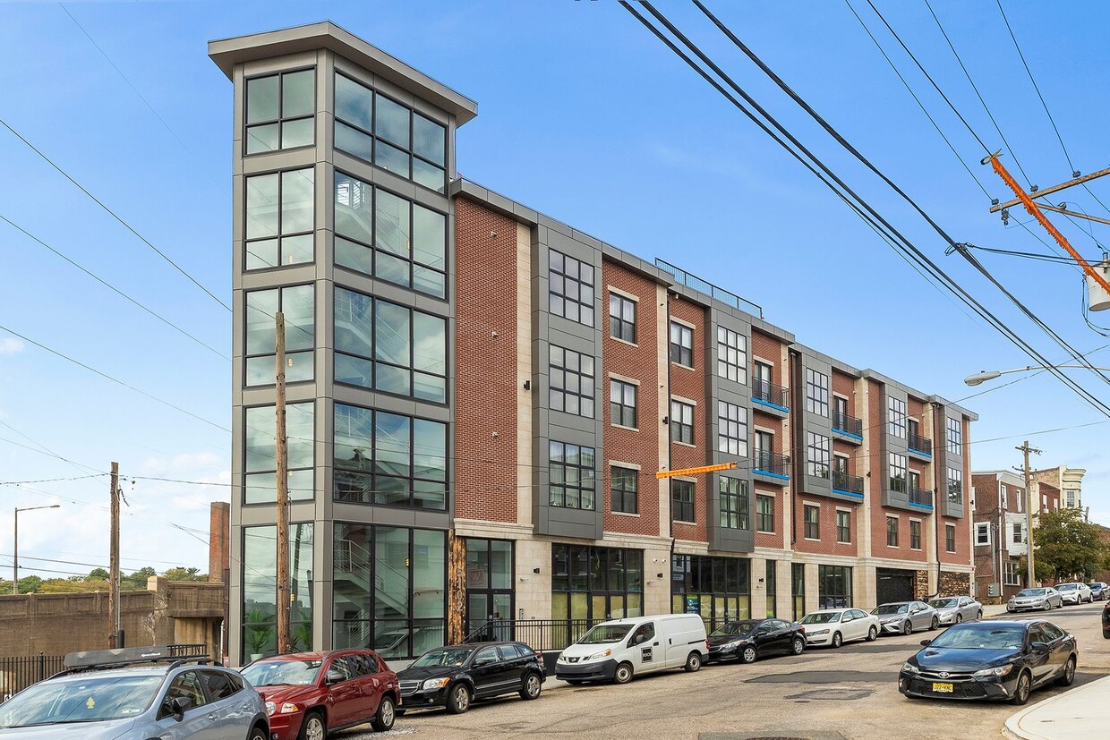Foto del edificio - The Bentley Apartments