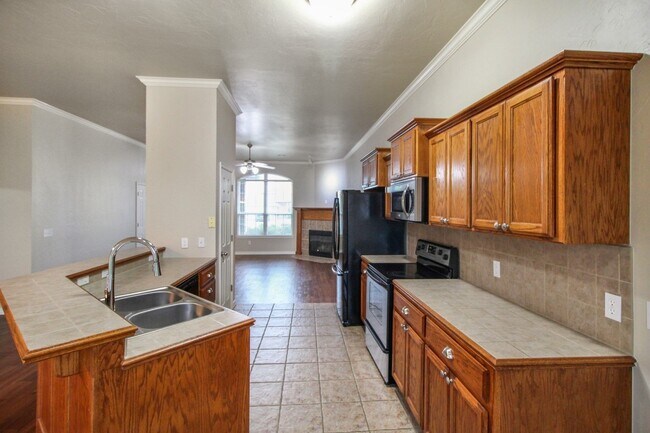 Foto del edificio - 2111 Scissortail Landing Dr
