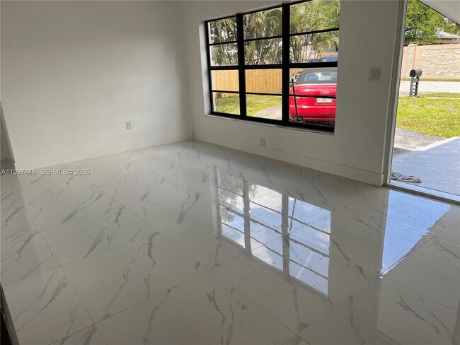 Foto del edificio - 6370 Atlanta St