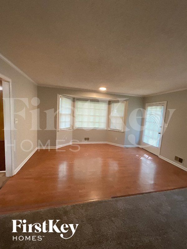 Building Photo - 1393 Panola Rd