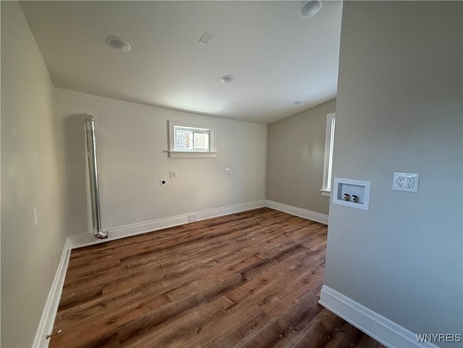 Building Photo - 336 Germania St