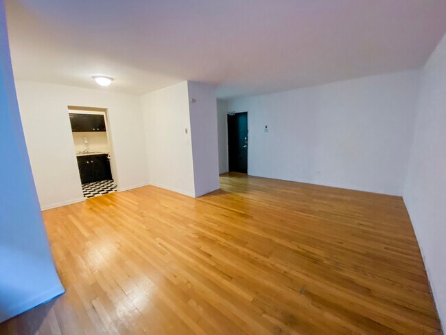 Foto del edificio - 516 W Melrose St