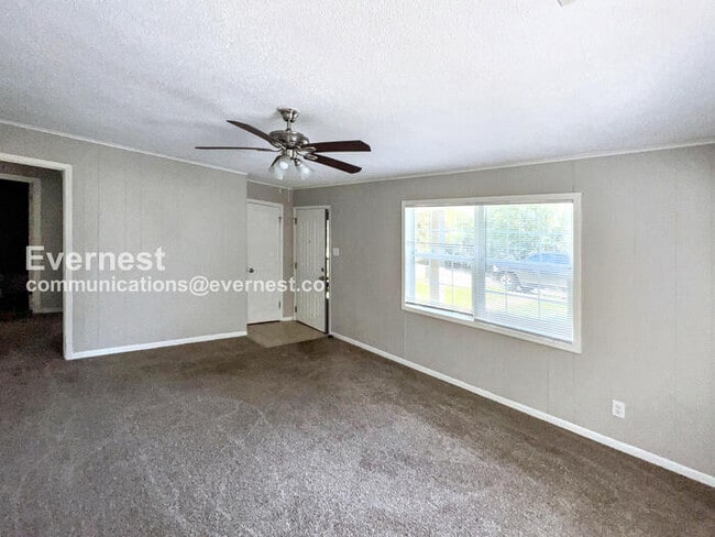 Building Photo - 110 Border Cir