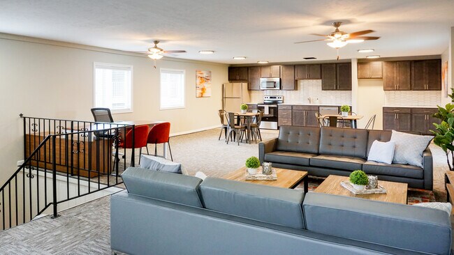Casa club - Jasper Place Apartments