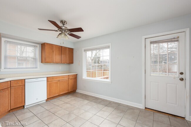 Foto del edificio - 1112 Southport Ave