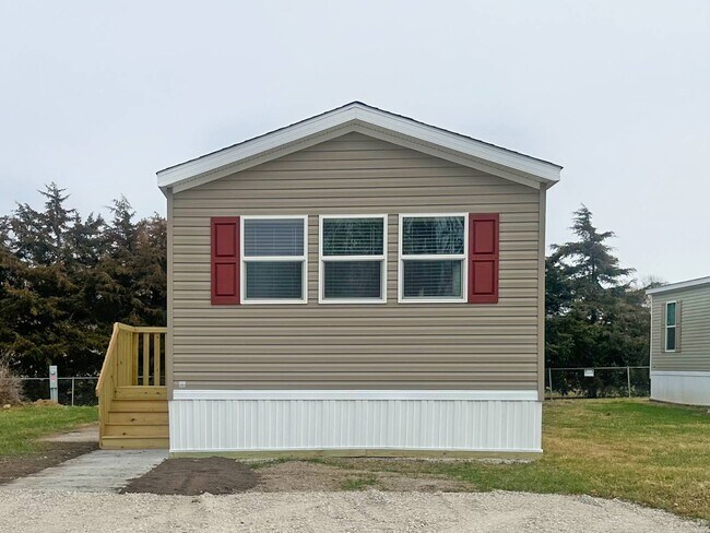 Foto del edificio - 14876 Washington Rd