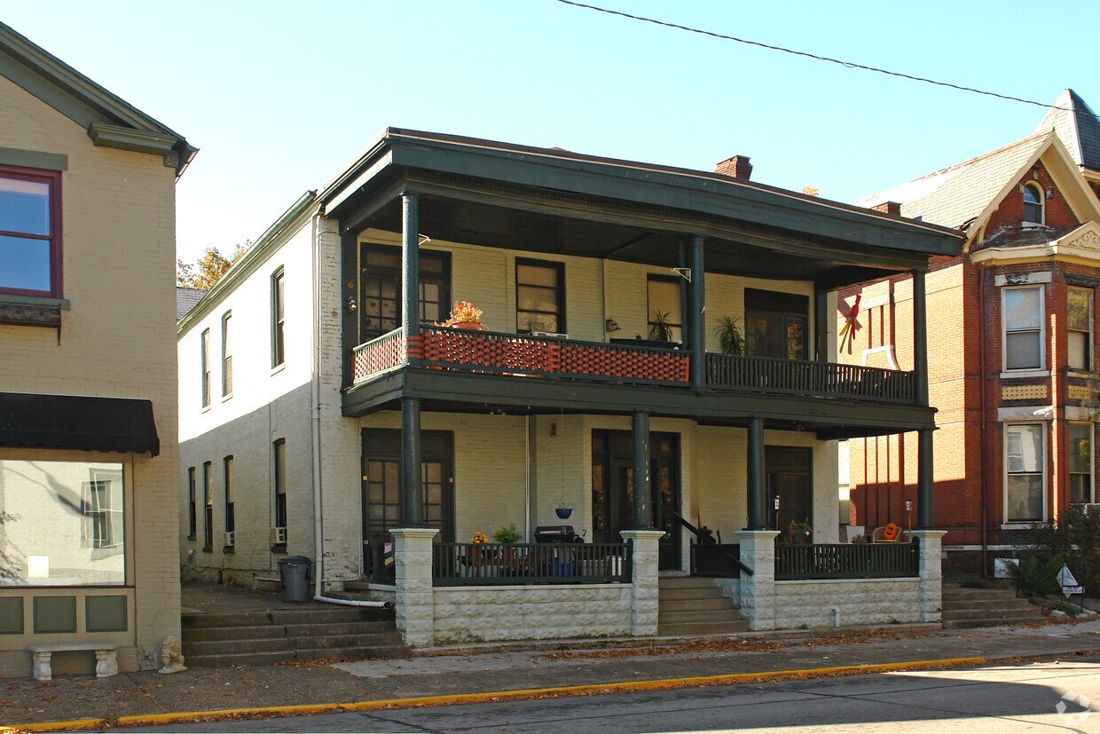 Foto principal - 419 SE Third St
