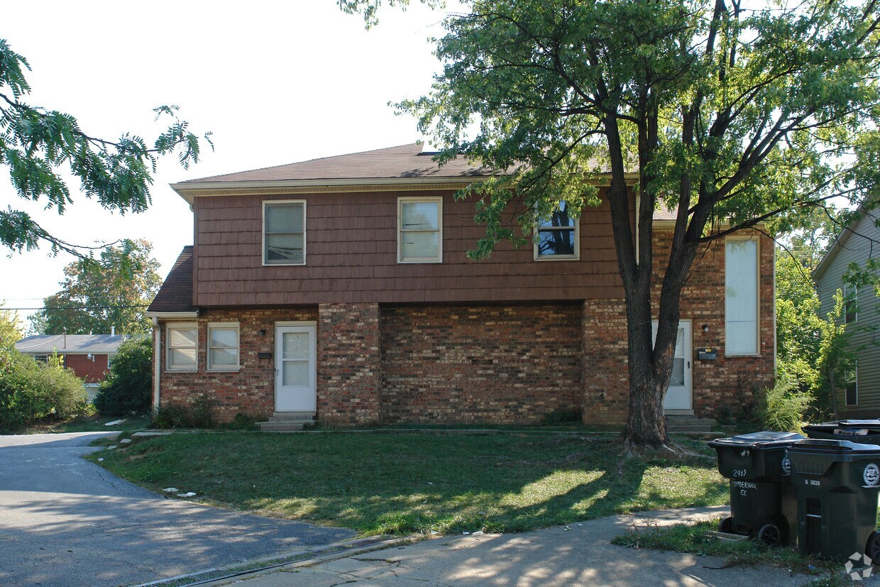 Foto del edificio - 2409 Timberhill Ct