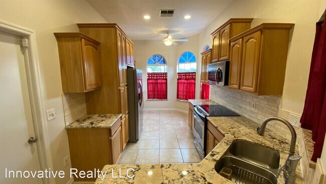 Foto del edificio - 4 br, 2 bath House - 6703 Forsyth Oak Ct.