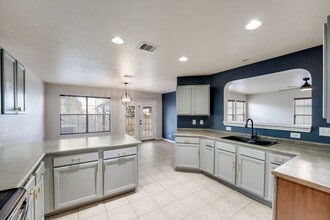 Building Photo - 9815 Carswell Peak
