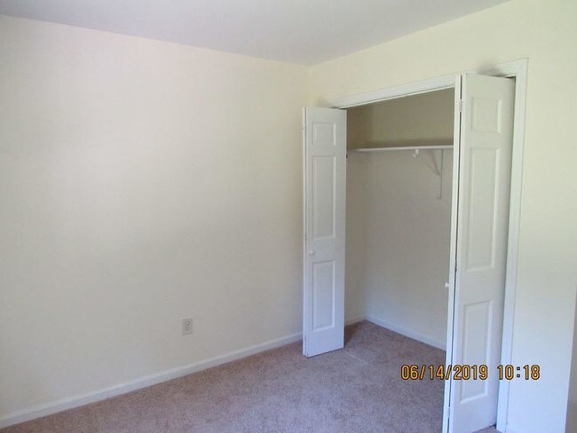 Building Photo - 5861 W 46th St Indianapolis IN 46254