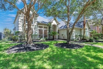 Building Photo - 24118 Bay Hill Blvd
