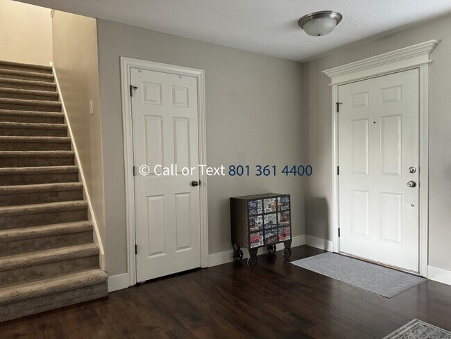 Building Photo - 1665 N 2600 W
