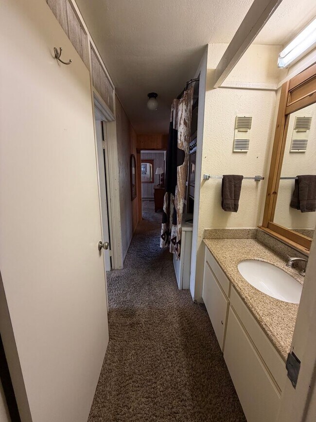 Foto del edificio - Cozy Furnished 2 Bedroom / 2 Bathroom Condo in Summit – Great Mammoth Location