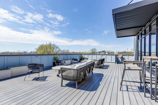 Photo - Stylish Updated Apartment Minutes from Downtown