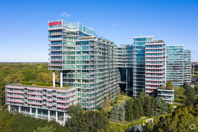 Exterior | Apartamentos Skokie en alquiler | Optima Old Orchard Woods - Optima Old Orchard Woods