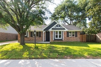 Building Photo - 822 Red Rock Canyon Dr