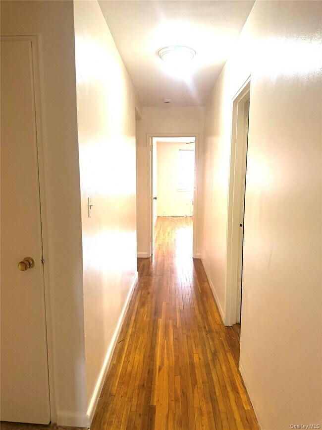 Foto del edificio - 1030 E 57th St