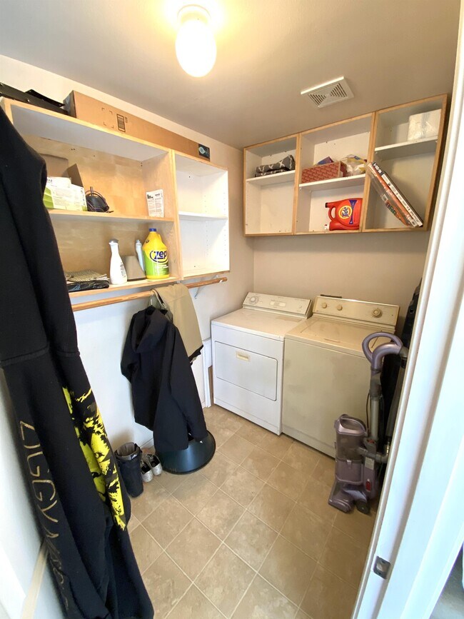 Foto del edificio - 1147 Tabby Ln