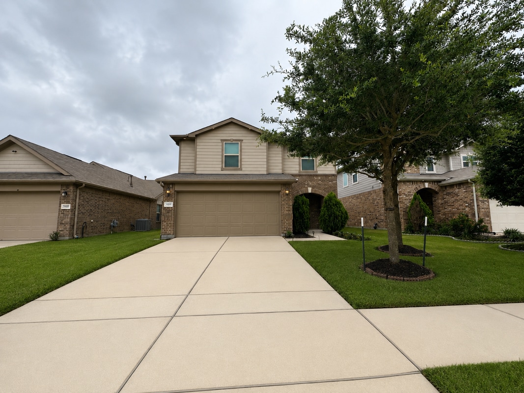 Building Photo - 25323 Queens Causeway Ln