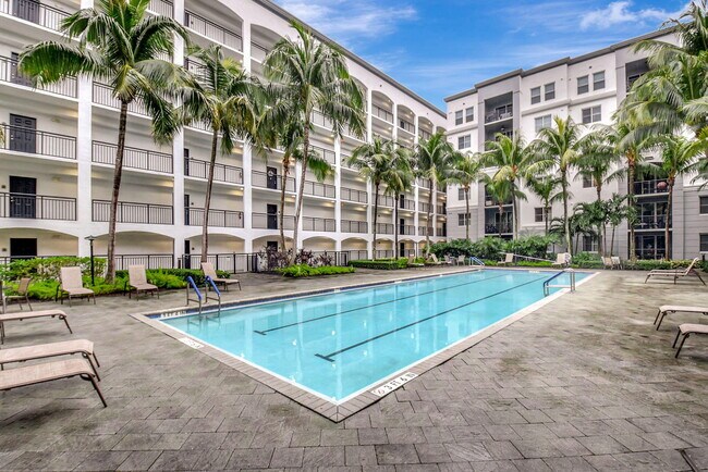Foto del edificio - 1690 Renaissance Commons Blvd