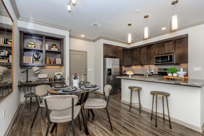 Foto del edificio - 18110 Hunters Terrace Dr