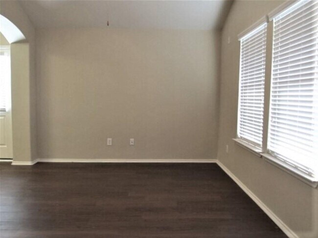 Foto del edificio - 2702 Puddle Duck Ct
