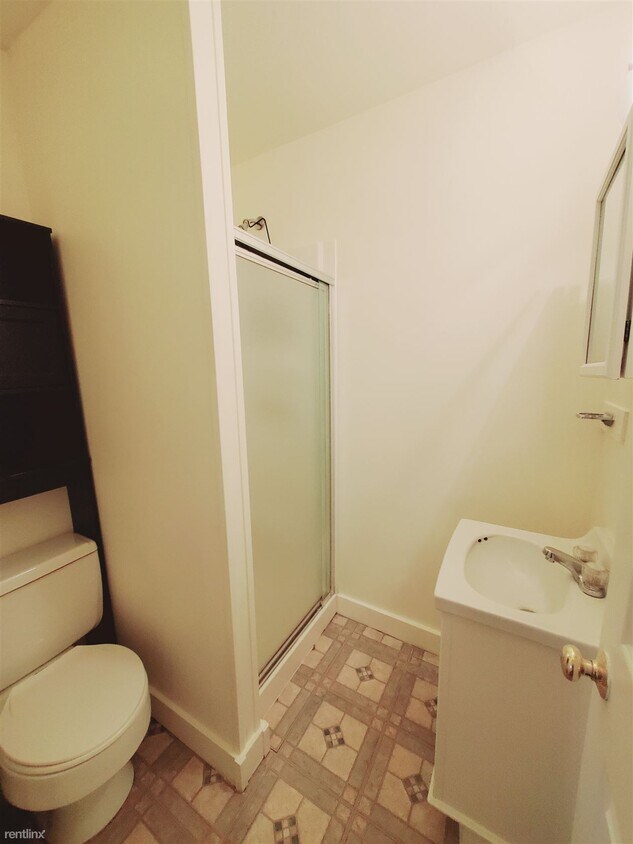 Building Photo - Studio, 1 bath Condo - 794 High Ridge Rd U...