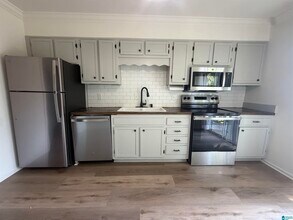 Building Photo - 3408 Sandner Ct