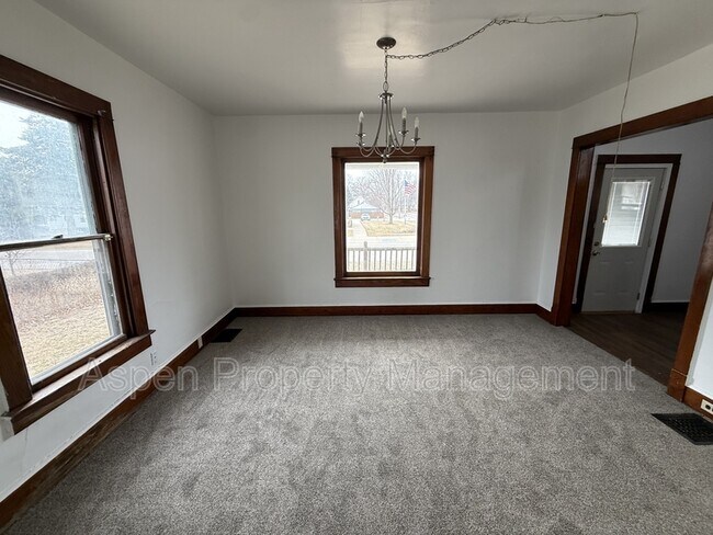 Foto del edificio - 824 Harrison Ave