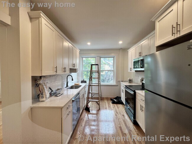Photo - 269 Huron Ave Apartment