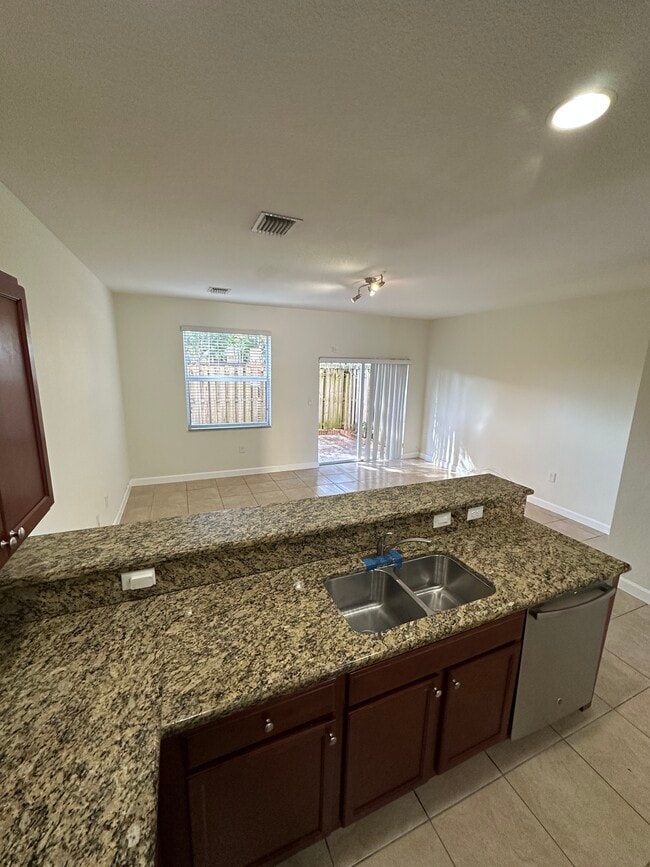 Foto del edificio - 9041 SW 227th St