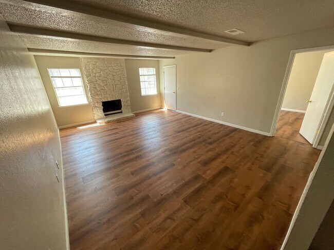 Foto del edificio - 3 br, 2 bath House - 2612 N Ann Arbor Ave....