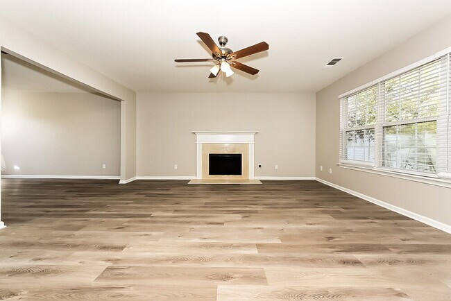 Building Photo - 11598 Registry Blvd