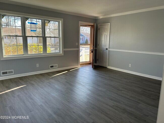 Building Photo - 93 Orion Dr
