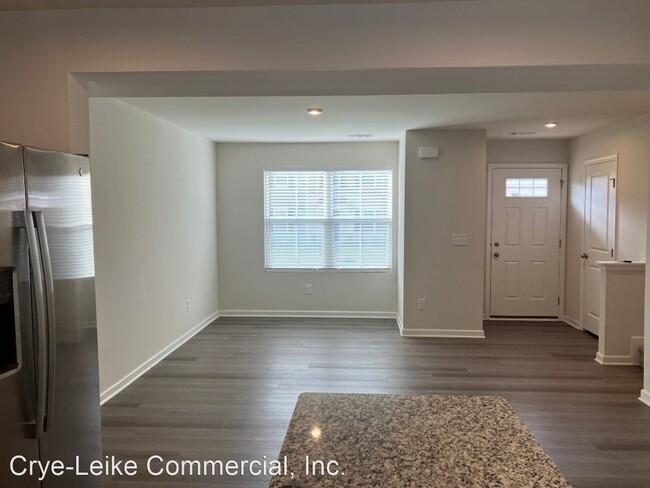 Building Photo - 3 br, 2.5 bath House - 2935 Winterberry Dr...
