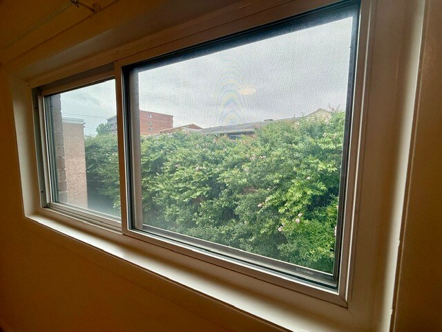 Foto del edificio - 4358 Cherry Hill Rd