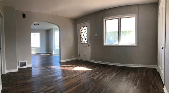 Foto del edificio - 609 Blackhawk St